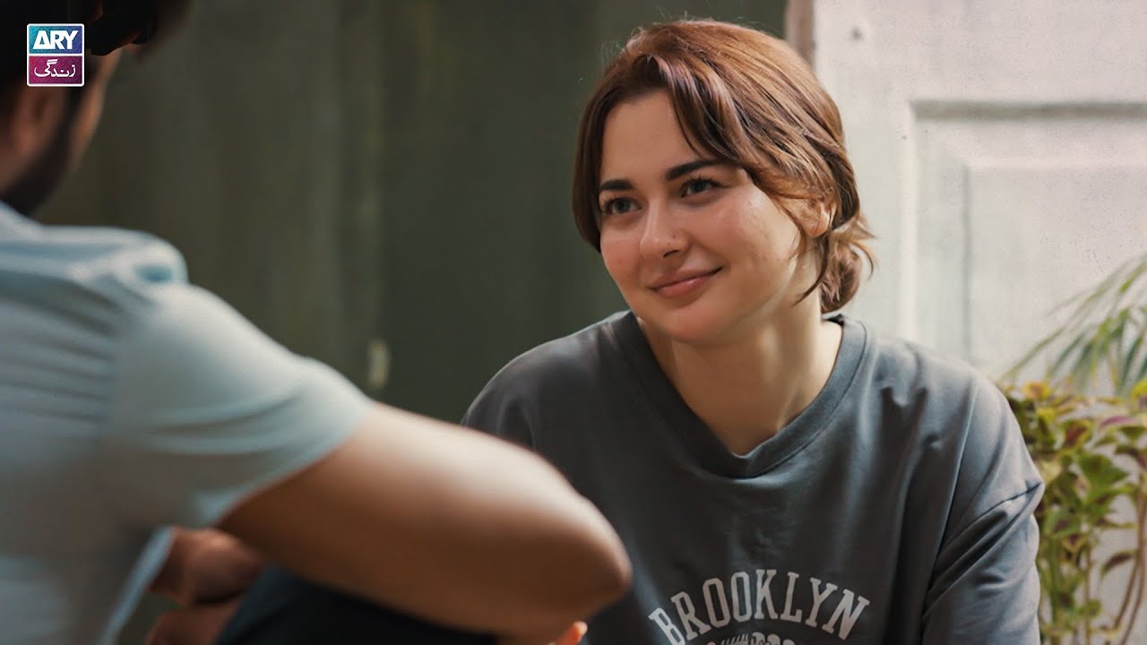 Husband Romantic Hona Chahiye!🥰 | Hania Aamir | Best Moments