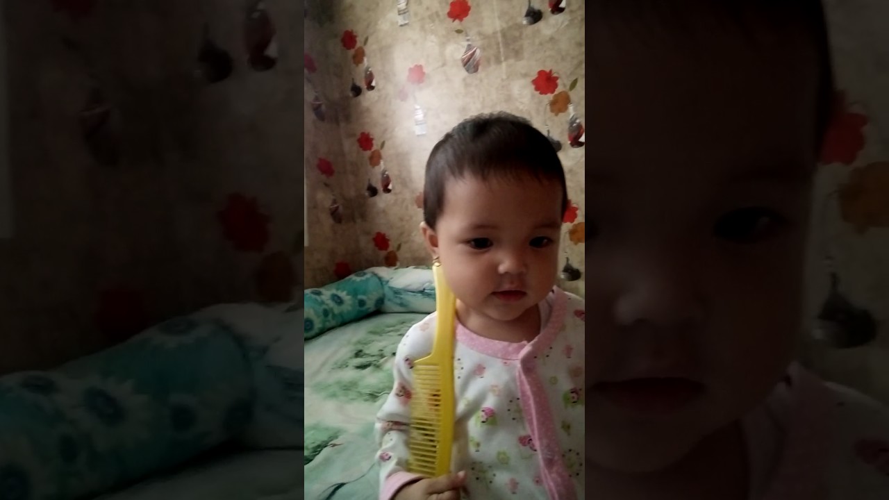 Bayi Lucu Sisir Rambut Sendiri NADIA VLOG YouTube