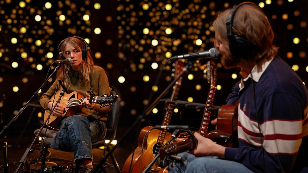 Maya Hawke - Lioness (Live on KEXP)