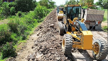 Amazing Job Spreading Black Clay For New Community Foundation Roads With A SANY C8S Motor Grader