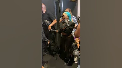 Thumbnail of When Lil Kim met Latto
