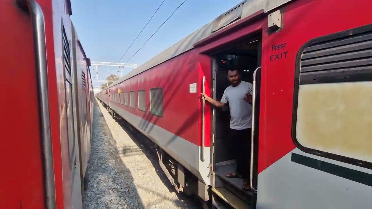 MYS-JP Exp Crossing PURI-YPR GR Express  | INDIAN RAILWAYS