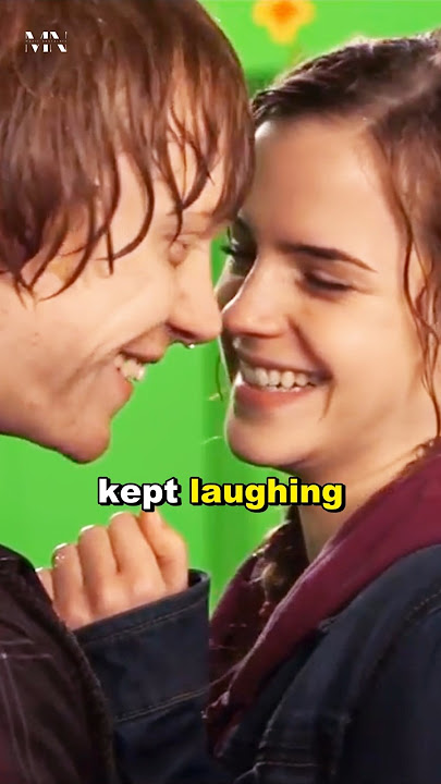 🤠Rupert Grint & Emma Watson AWKWARD Harry Potter Kiss 😘