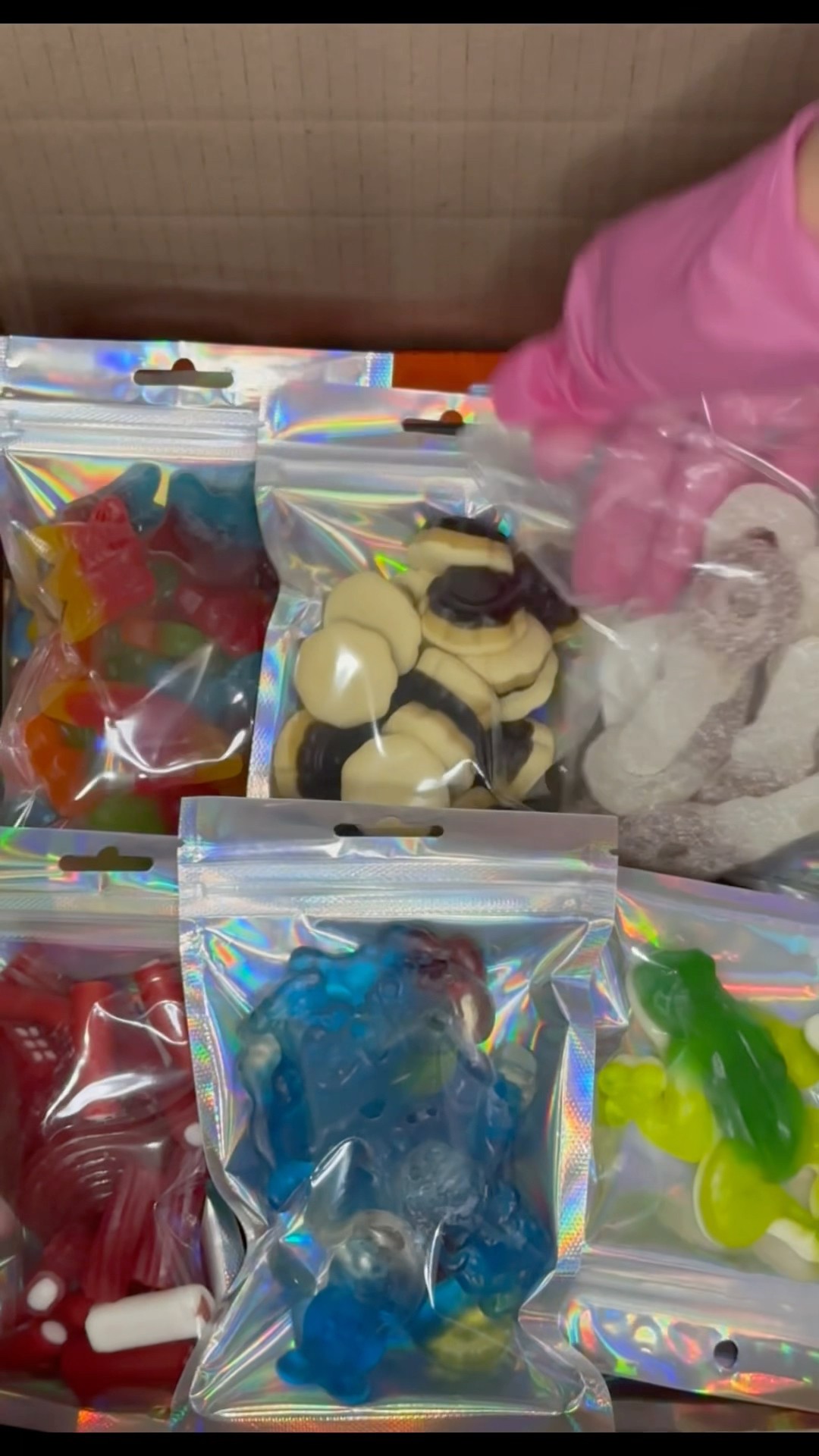 ?Marie Louise passe commande pour l’anniversaire de sa fille ??? #candycrazy