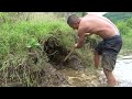 Catch Big Fish With A Strange Trap, Primitive Life, Fishing Trap Design Catch Fish