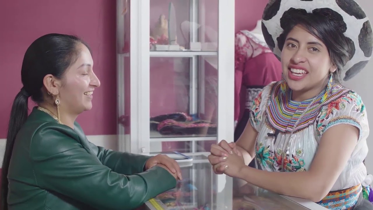 SALÍ A COMPRAR MI NUEVO TRAJE TÍPICO