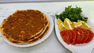 Tavada çox dadlı lahmacun.