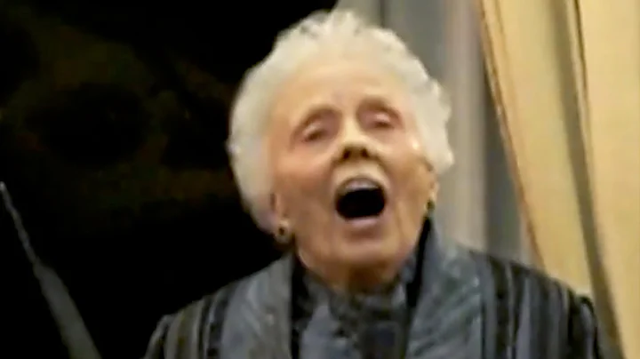 MAGDA OLIVERO - Canta a 99 anni