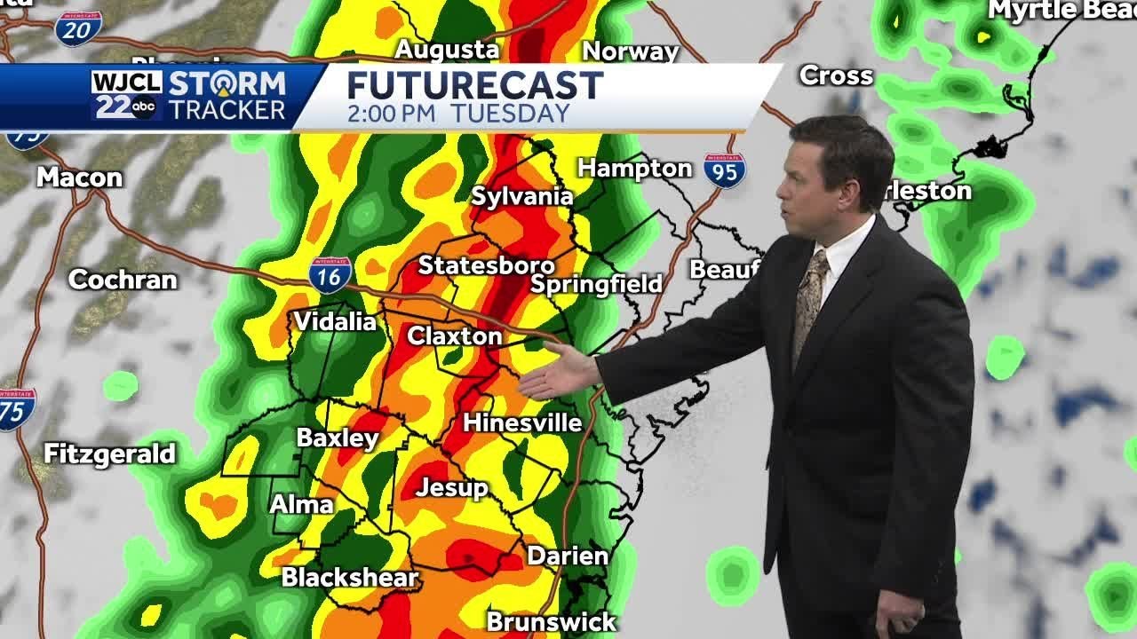 Severe weather likely this afternoon - YouTube
