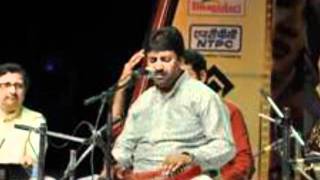 Ustaad Rashid KhanRaag Bhairavi (Thumri).wmv