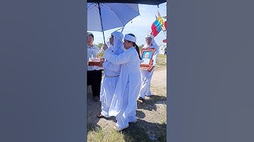 con cháu đưa tiễn bà nguyễn thị tây 91 tuổi