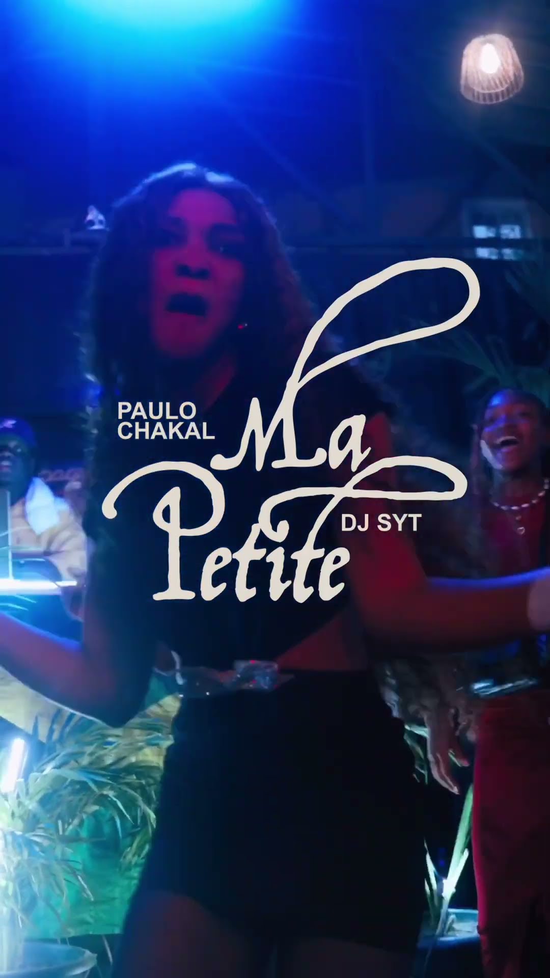 Le clip et disponible sur YouTube mes chakals ???❤️ . #trend #music #love #afrobeats