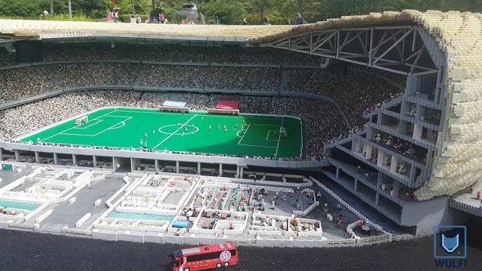 Allianz Stadium 3D Puzzle – DiaperBookClub