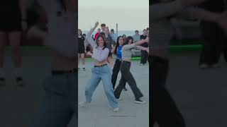 Kpop In Public - Huntrix Den