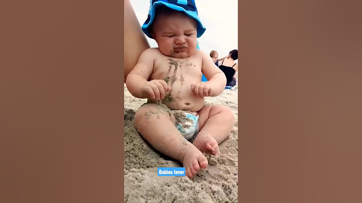 Funny baby reaction on the beach || #shorts