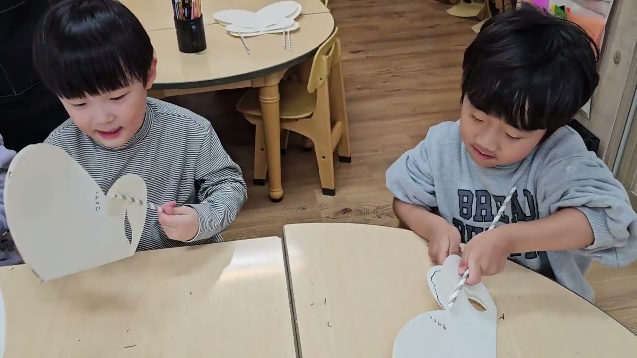 미술특성화활동:나비데칼코마니(예그리나2반)