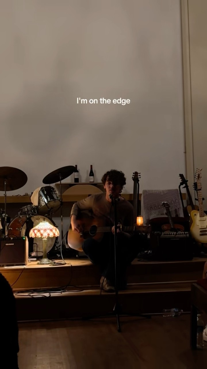 LIVE ON THE EDGE ライブオンザエッジ 本革 レザー シングル LIVE ON THE EDGE ライブオンザエッジ 本革 レザー シングル