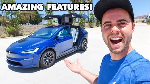 Top 7 AMAZING Features Of The Tesla Model X Plaid!