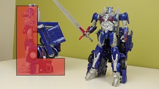 What The HELL Is This Thing??? | #transformers AOE/TLK Battle Command Optimus Prime Review