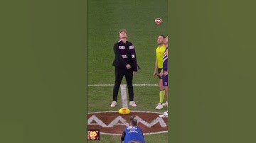 Rumour has it the coin is now on the moon 😂 #afl #footy #cointoss #funny