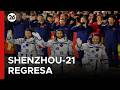🇨🇳 CHINA | Taikonautas de la misión Shenzhou-21 regresan a salvo tras récord en órbita