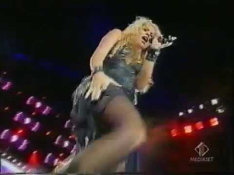 Shakira - Whenever wherever (Festivalbar 2002)