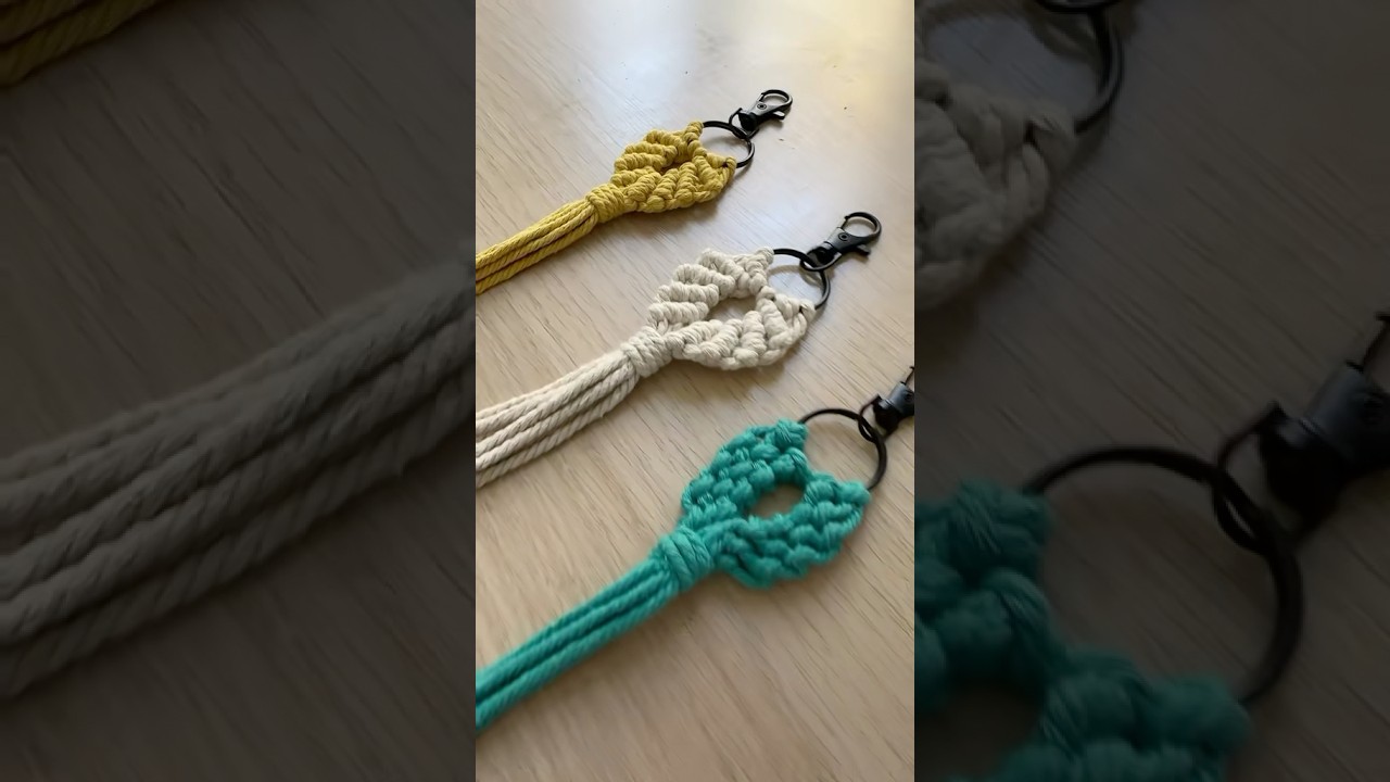 Portachiavi in Macramè Coda di Pesce – MODELLO MAYA | Fatto a Mano | Colori Primaverili Stile Boho