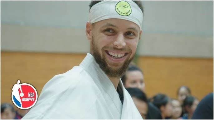 Watch: 185lbs Stephen Curry Fights a Sumo Wrestler as the Warriors Gear up  for Their Japan Game - The SportsRush
