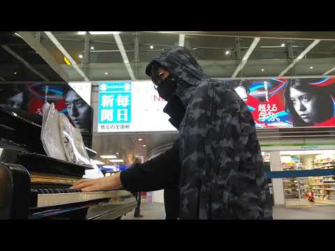 King Gnu「SPECIALZ」を駅ピアノで弾いてみた