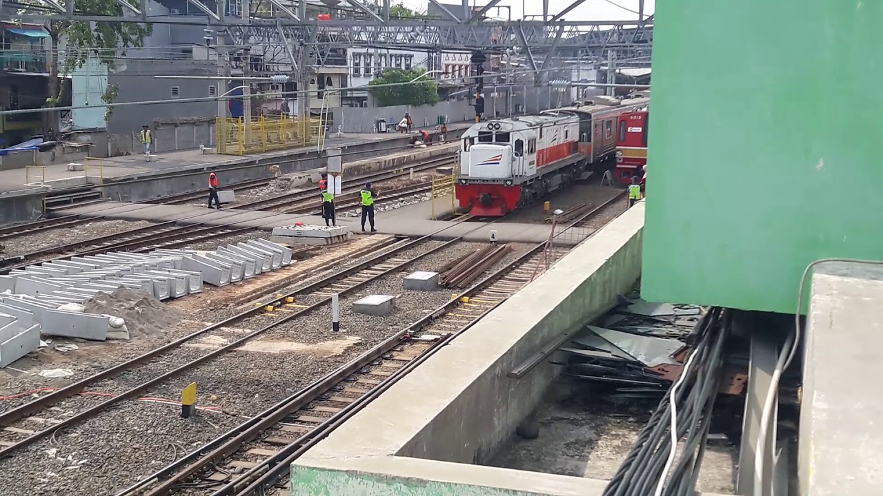 KLB kirim Rangkaian KRL JR 205 fresh dari jepang