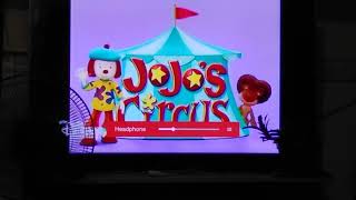 Watching Jojos Circus