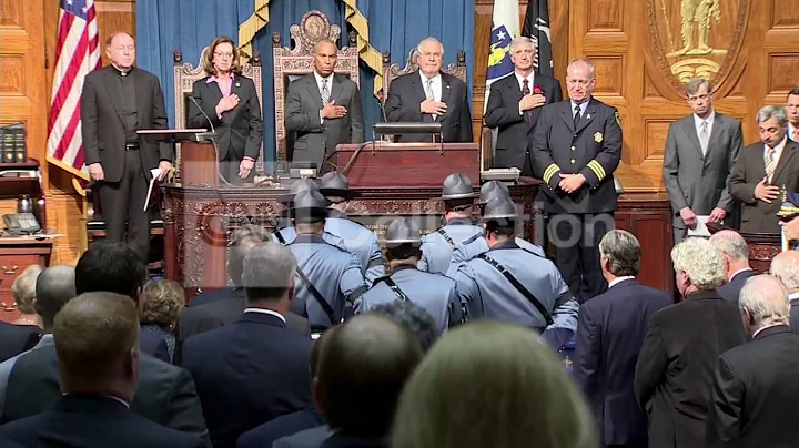 MA:FORMER GOV CELLUCCI FUNERAL-CASKET ENTERS