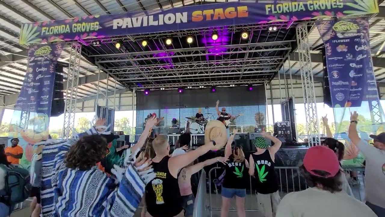 The Irie "Can I get a witness (Music can you save me)" (live) at Florida Groves (April 2024)