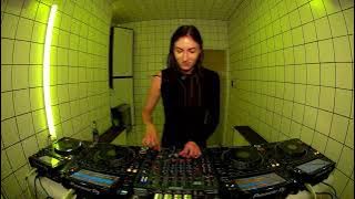 Kameliia | HÖR - July 15 / 2024