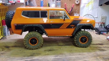 Redcat gen 8. Painted stock wheels looks good.