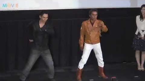 大葉健二と石垣佑磨、新旧ギャバンが蒸着ポーズ決めガッチリ握手！映画『宇宙刑事ギャバン THE MOVIE』完成披露舞台挨拶