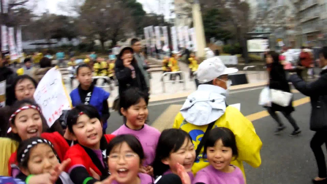 Toyko Marathon 2014 - Cheering (2)