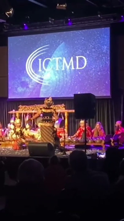 Gamelan Bule Iringi Bedaya Catur Sagotra Membumi di New Zealand #gamelan #zealand #kiwis #mahurangi
