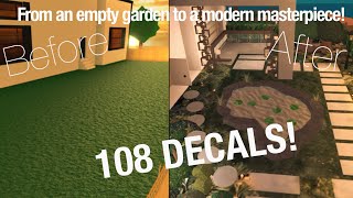Aesthetic Modern Backyard in Work at a Pizza Place / Welcome to Bloxburg - Roblox   108 Decal Codes!