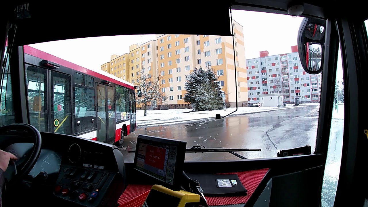 Linka 33 - Sídliště Košutka - Goethova a zpět | pohled z kabiny