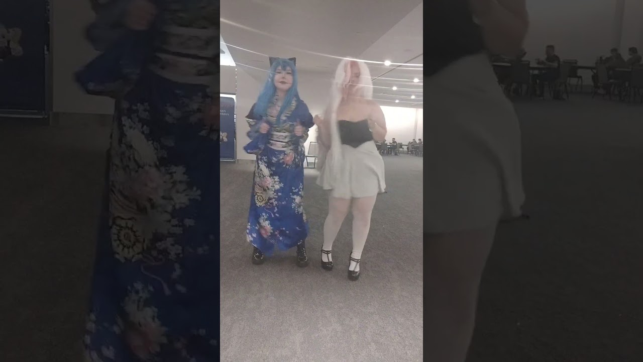 lil dance at con I was obsessed with it  #sacanime #sacanimewinter #sacanime #sacanime2026