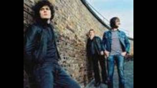 The Fratellis -Everybody Knows You Cried Last Night - Costello Music - (with lyrics)