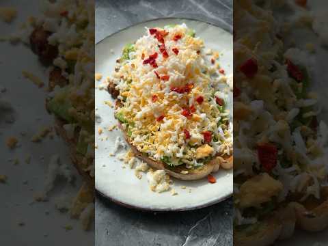 Бутерброд с яйцом #завтрак #breakfast #egg #sandwich #авокадо #scrambler #бутер #asmr