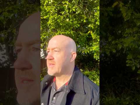 #Trump #uk #standup #stroll