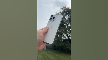 Does iOS 17.0.3 throttle the new #iPhone15 to fix the overheating issue?! 🔥 #apple #iPhone15Pro