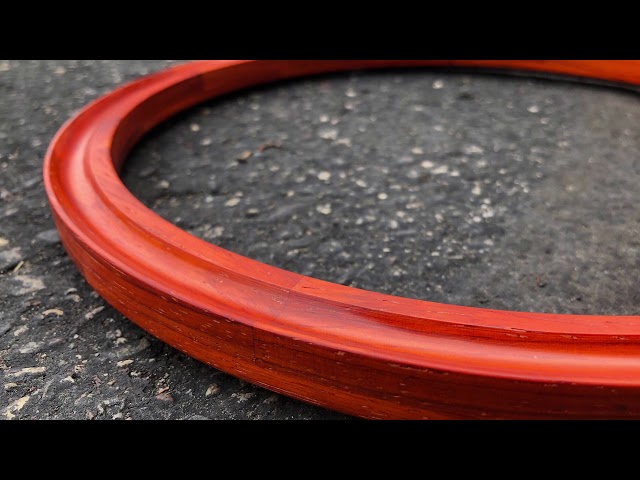 What Does a Padauk Wood Tone Ring Sound Like in a Banjo? class=