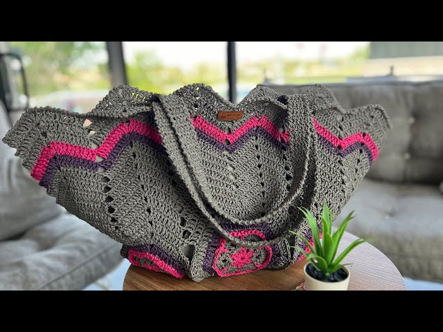 🦄Kağıt iple plaj çantası yapımı (Subtitle) Crochet Beach Bag Tutorial #crochetbagpattern #örgüçanta class=