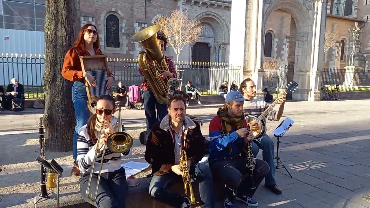 Please Don't Talk About Me - Louis Armstrong [HQ Audio