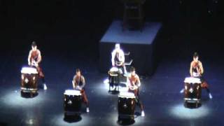 Шоу японских барабанщиков    "ASKA - GUMI"