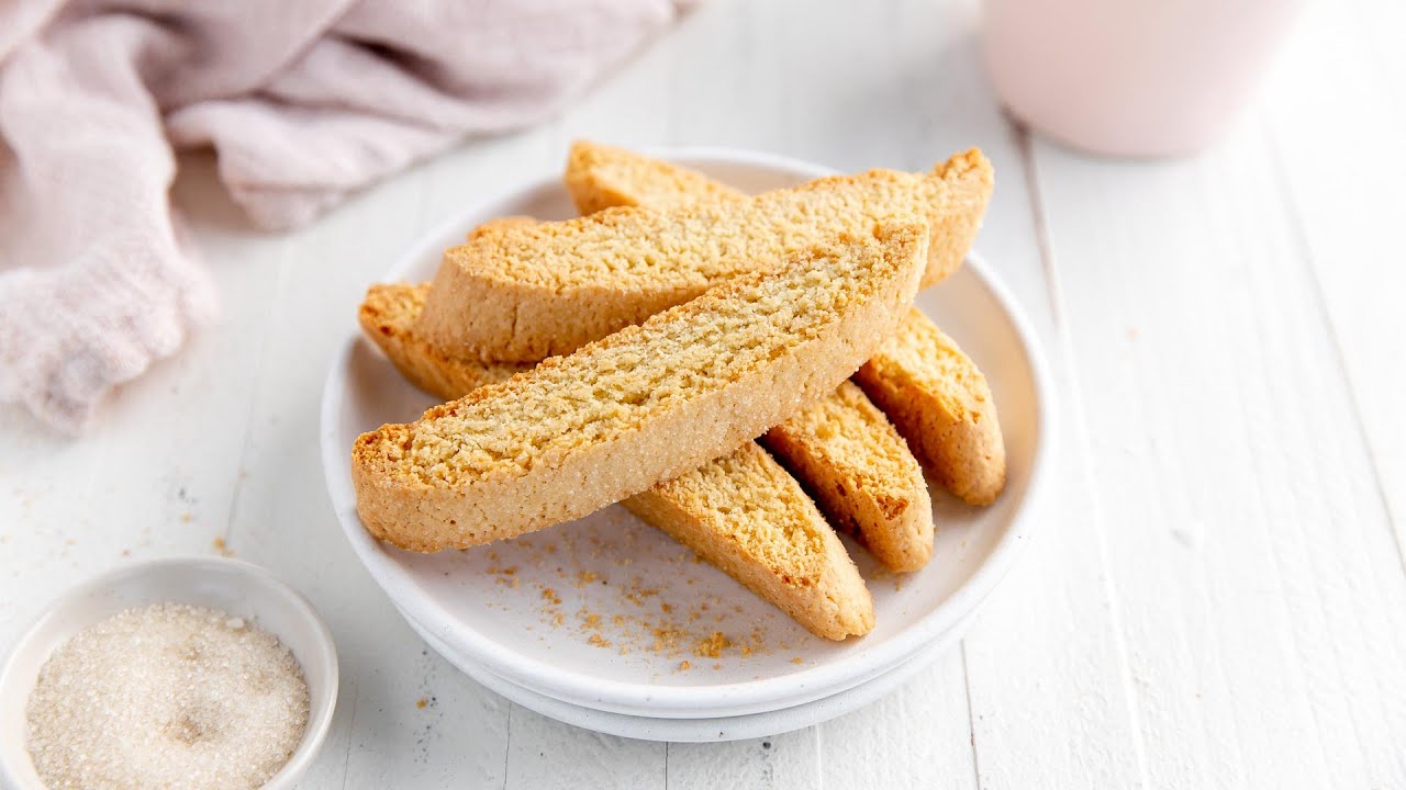 How To Make Biscotti - Dash of Sanity